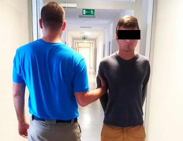 Zatrzymany podczas próby wyłudzenia pieniędzy metodą na ,,funkcjonariusza CBŚP