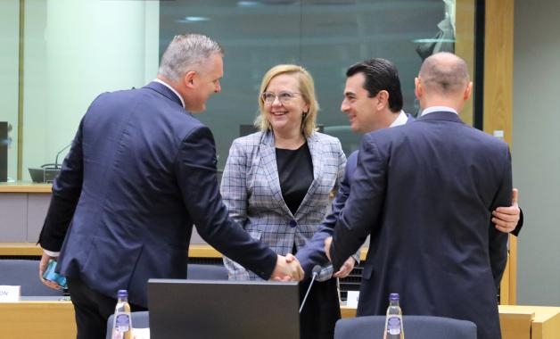 Przyjęto mechanizm obniżenia cen gazu na rynku europejskim